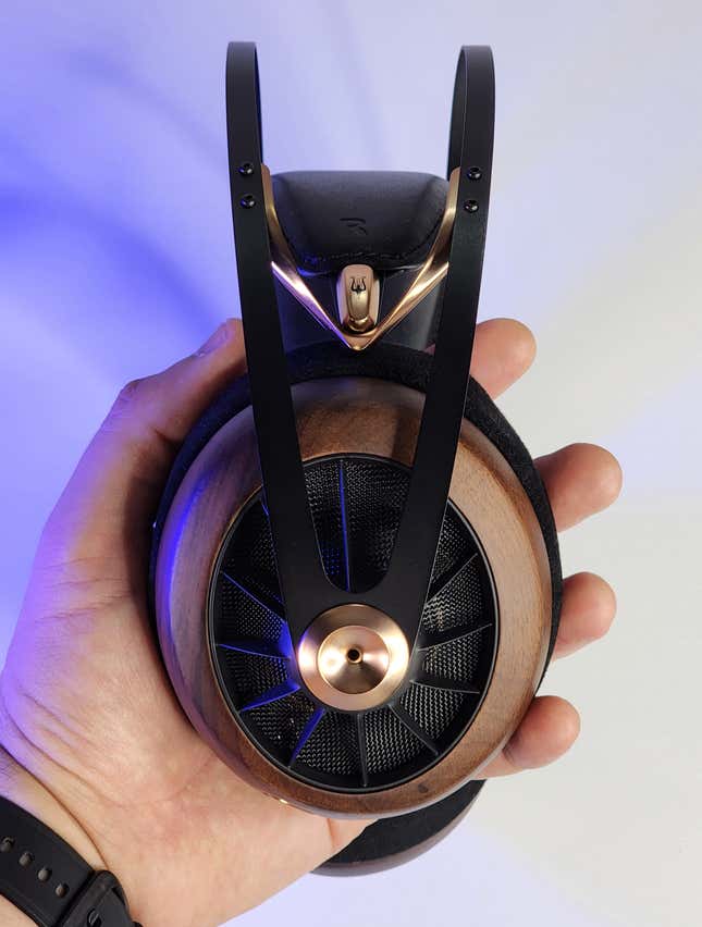 Los Meze Audio 109 Pro tienen un diseño espectacular