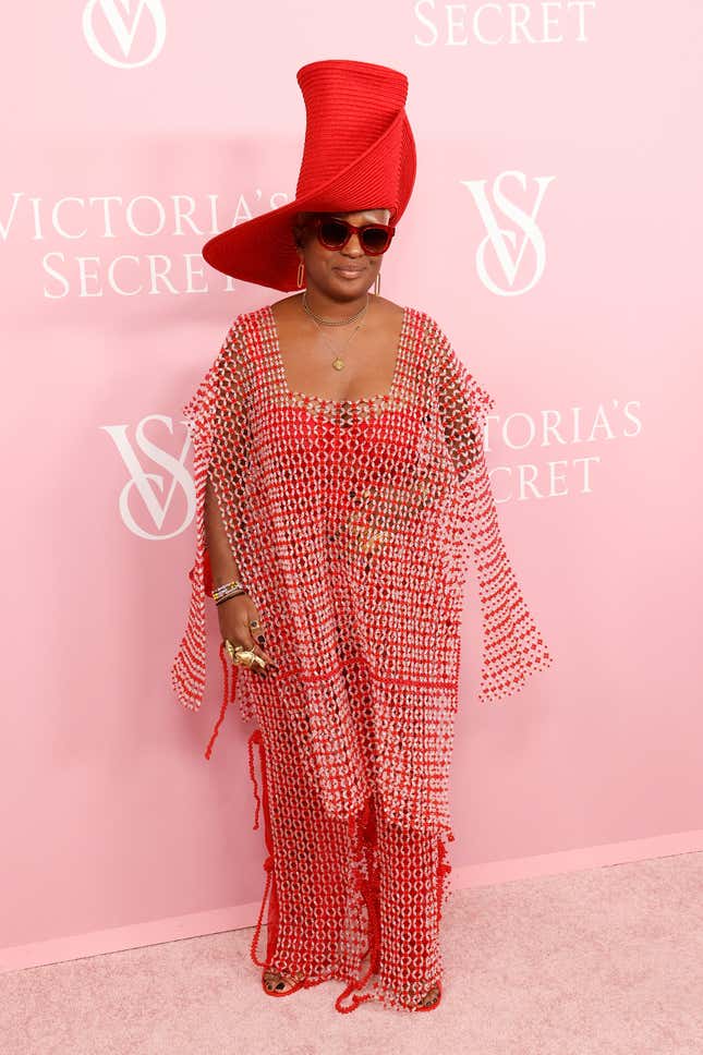Image for article titled NYFW: Black Celebs Showed up at The Victoria&#39;s Secret Fashion Show