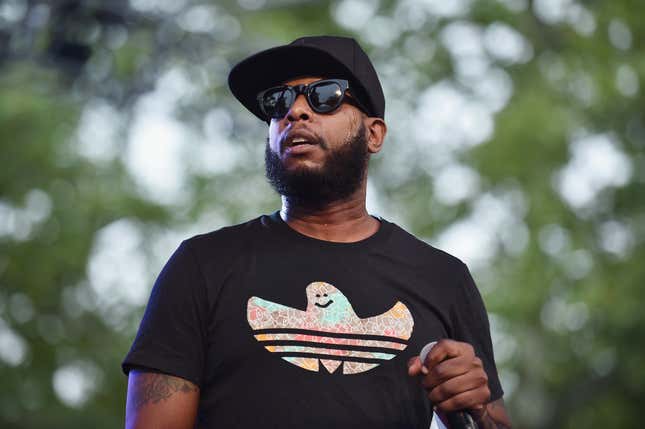 Image for article titled Why Are the Men in Talib Kweli&#39;s Life Enabling Him to Harass Black Women?