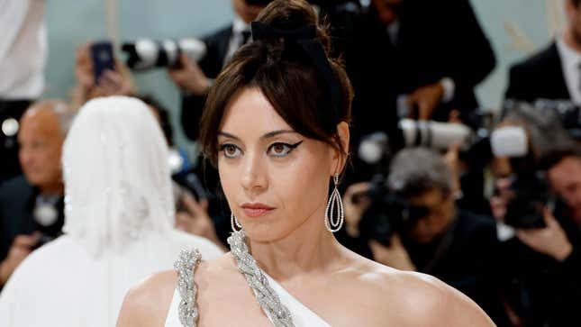 Aubrey Plaza 'psychologically tortured' The White Lotus co-star