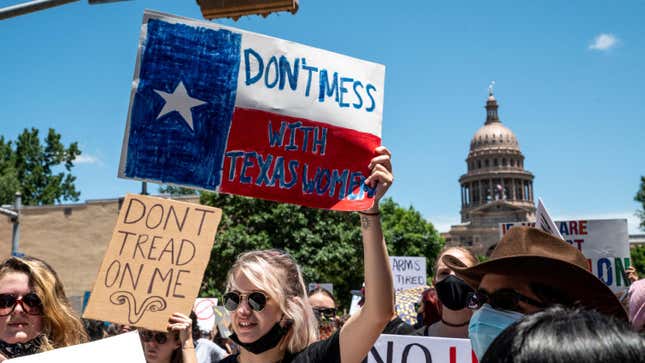 Image for article titled Another Abortion Access Crisis Looms in Texas