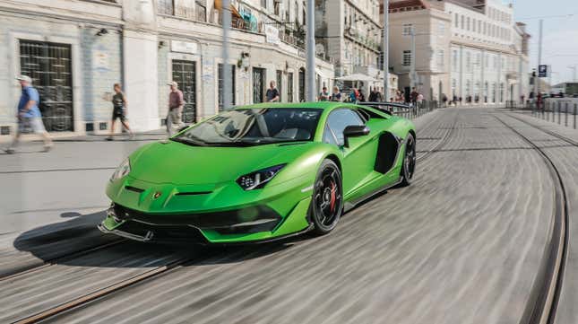 Image for article titled Lamborghini Aiming To Build Combustion Cars After 2030