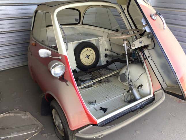 Image for article titled At $21,000, Will This 1957 BMW Isetta Prove a Small Wonder?