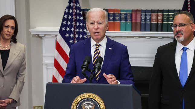 Image for article titled Kamala Harris Quietly Steps Into Frame Behind Biden During Student Debt Cancellation Announcement