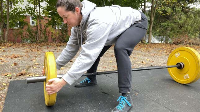 Image for article titled The Right Ways to Load and Unload a Barbell