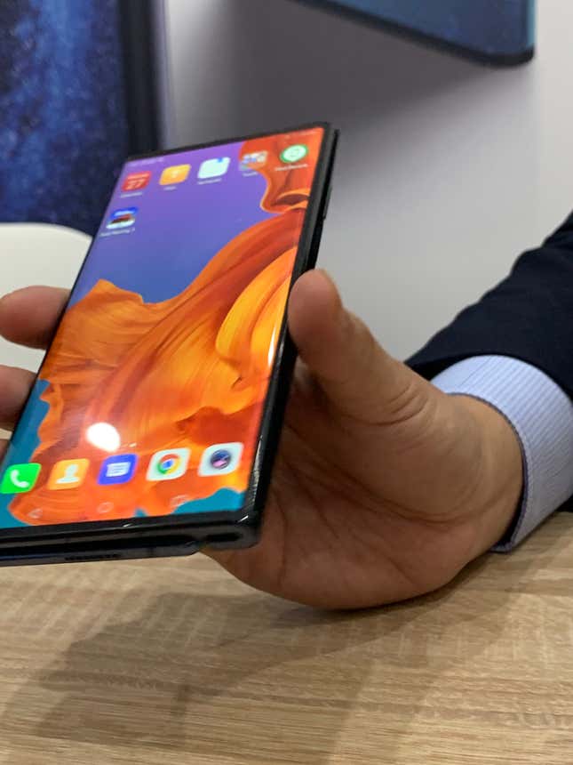 Image for article titled The Huawei’s ludicrously expensive Mate X makes the case for the foldable phone