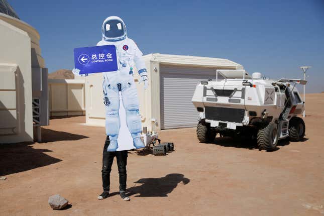 Image for article titled A futuristic simulation of a Chinese Mars mission has opened in the Gobi Desert