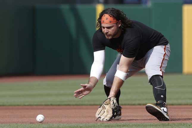 Jul 14, 2023; Pittsburgh, Pennsylvania, USA; San Francisco Giants shortstop Brandon Crawford warms up before the game against the Pittsburgh Pirates at PNC Park.