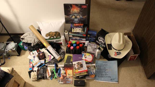 Image for article titled I built a Twitter bot that entered—and won—1,000 online contests for me