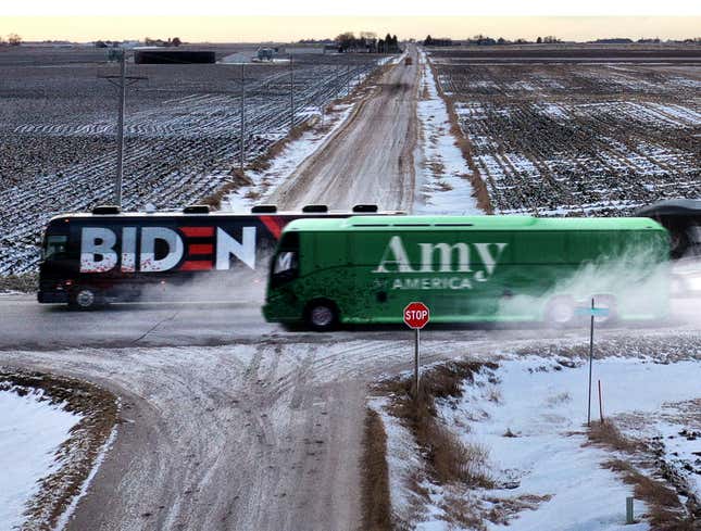 Image for article titled Speeding Democratic Campaign Buses Run Over 173 Iowans In Mad Dash To Get Fuck Out Of State