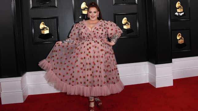 Image for article titled The Only Person Who Looks Good in the TikTok Strawberry Dress Is Tess Holliday