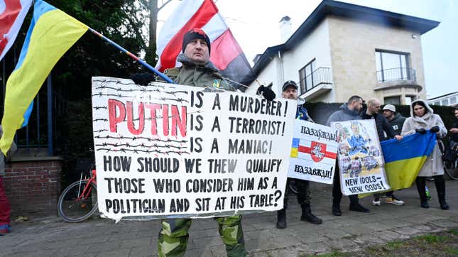 Peaceful Ukrainian protest at the Russian Consulate-General in Antwerp on February 25, 2022, in Antwerpen, Belgium, 25/02/2022 