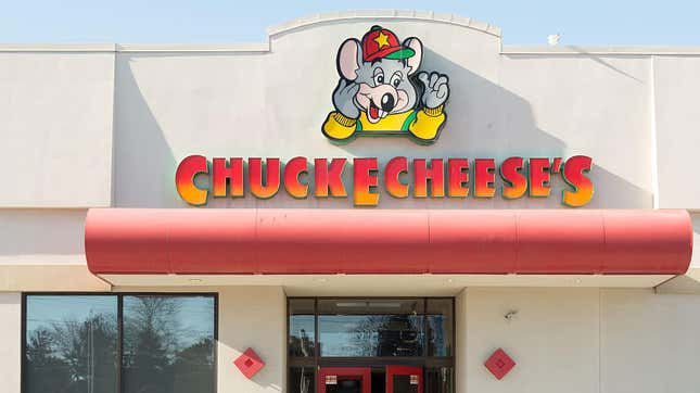 Image for article titled Applebee’s joins Chuck E. Cheese’s in posing-as-a-small-local-business scam [Updated]