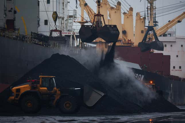 Governments are dumping more money into dirty fossil fuels.