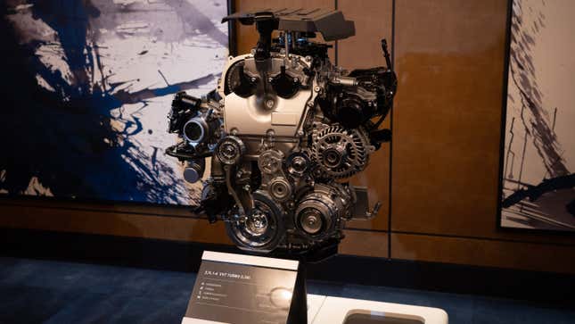 Image for article titled The 2023 Chevrolet Colorado Is One Truck With Four Personalities