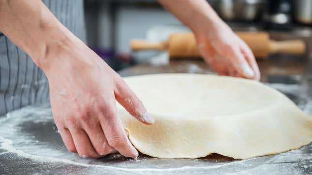Image for article titled How to Roll Out Pie Dough Without Ruining It