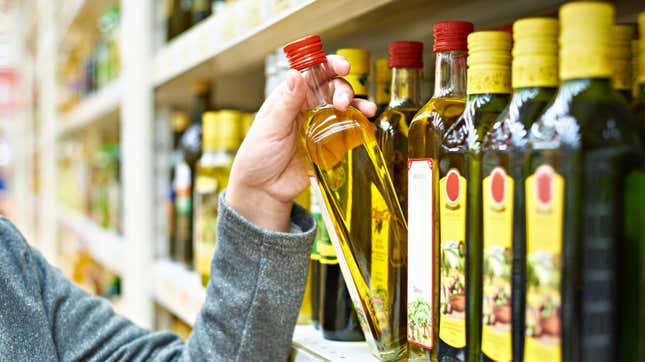 Image for article titled What to Look for When Buying Olive Oil