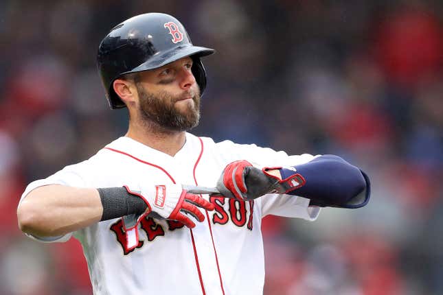 Dustin Pedroia doesn't have teammates' back after one throws