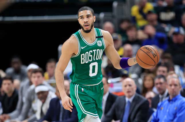 Image for article titled Jayson Tatum Reveals He&#39;s Still Battling COVID-19 Complications, Now Uses Inhaler
