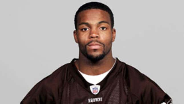 Image for article titled Braylon Edwards Claims He Kissed A Bunch Of Girls At Voluntary Camp