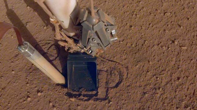 La sonda térmica de la Insight tiene problemas para excavar