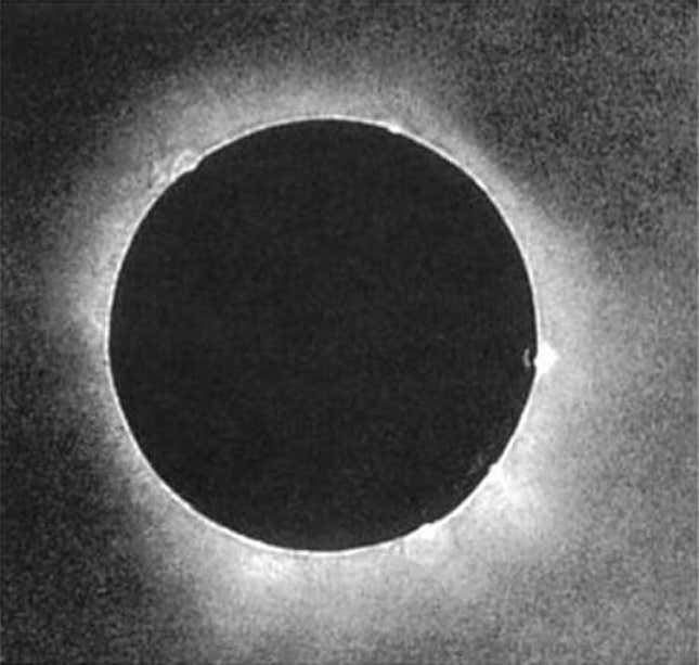 The first image of a solar eclipse ever taken, July 28th, 1851. Image: Julius Berkowski/Wikimedia Commons