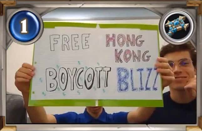 Image for article titled Blizzard Gives 6-Month Ban To College Team That Held Up 'Free Hong Kong' Sign