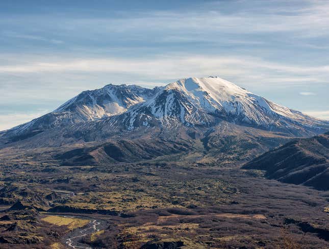 Image for article titled Aging Mount St. Helens Starting To Think Erupting Days Are Behind It