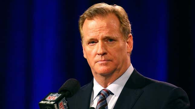 Image for article titled NFL To Prohibit Family Members From Delivering Speeches At Players’ Funerals