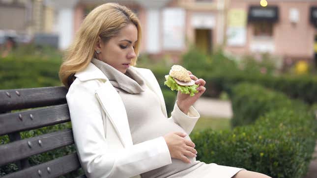 Image for article titled Minnesota restaurant swears its burger will induce labor