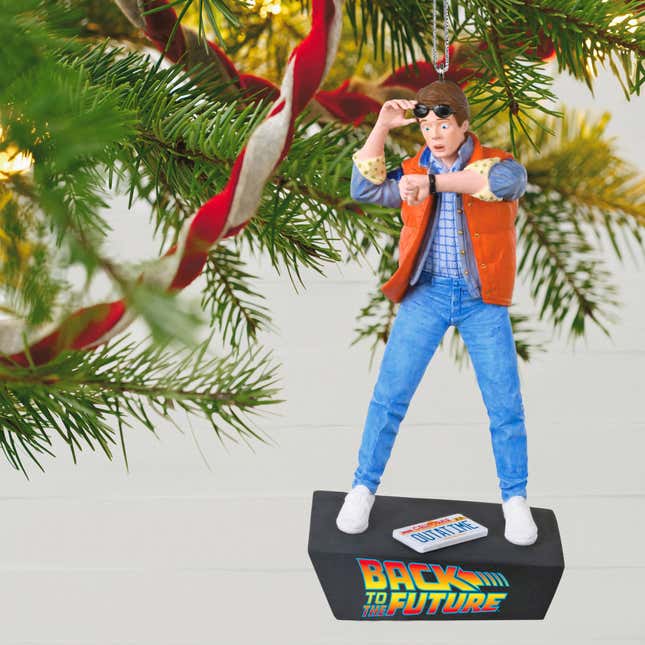 Image for article titled 21 Great Sci-Fi Christmas Ornaments From Hallmark