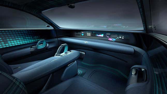 Imagen para el artículo titulado Hyundai presenta un precioso automóvil eléctrico que cambia el volante por joysticks