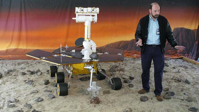 Image for article titled This Day In History: Spirit Exploration Rover Lands On Mars
