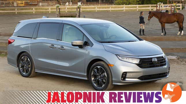 Image for article titled Best Reviews 2021: The 2021 Honda Odyssey Is A Supercar For Dads
