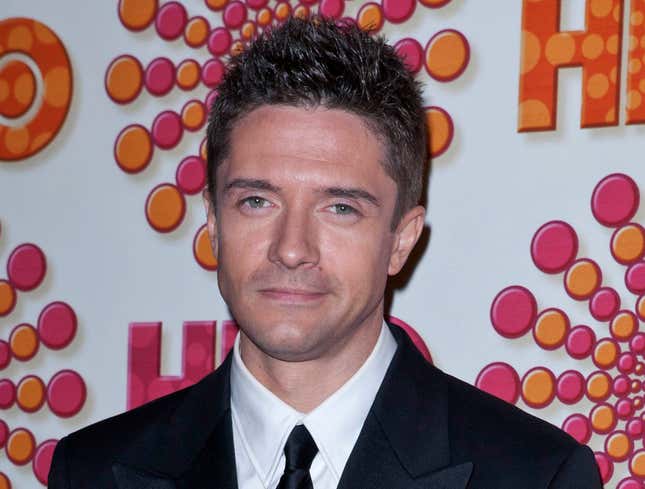 Image for article titled Deep Orange Sun Slowly, Beautifully Setting On Topher Grace&#39;s Career