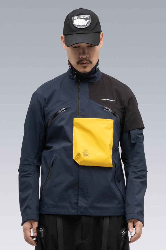 Imagen para el artículo titulado Sale a la venta una chaqueta de Death Stranding por 1.900 dólares. Se agota al instante