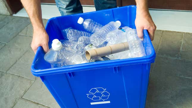 Image for article titled Recycling: Myth Vs. Fact
