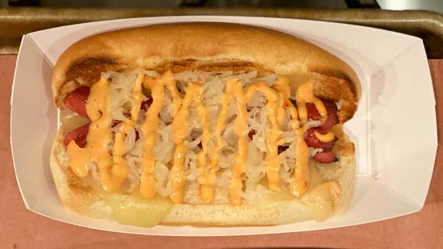 Image for article titled The hot dogs of Molokai: On living in paradise with a stolen grill
