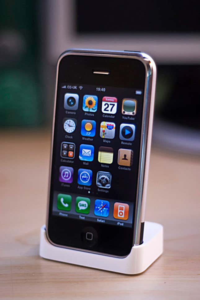 The abandoned iPhone was rewarded with several new widgets for its bravery.