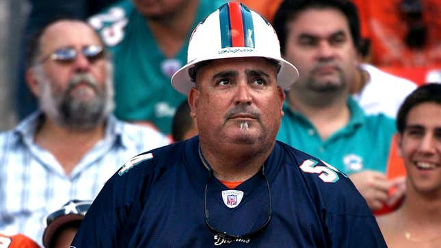 Image for article titled Dolphins Fan Starting To Think Brian Flores Not Chief Architect Of Patriots’ Success