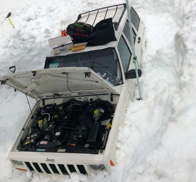 Image for article titled A Tesla Engineer's Jeep Ended Up Under 10 Feet of Snow for Months and It's Still There