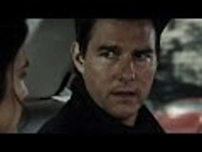 Tom Cruise and Cobie Smulders are on the run in <i>Jack Reacher: Never Go Back</i> teaser