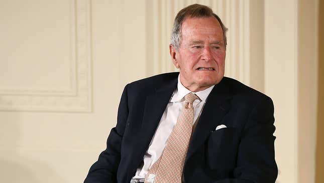Image for article titled Pollster Informs George H.W. Bush That Dying So Soon After Wife Would Really Boost Favorability Rating
