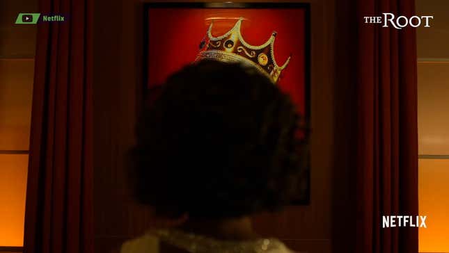 Alfre Woodard Is a Diabolical Villain Who Oozes Sex Appeal in Season 2 of <i>Luke Cage</i>