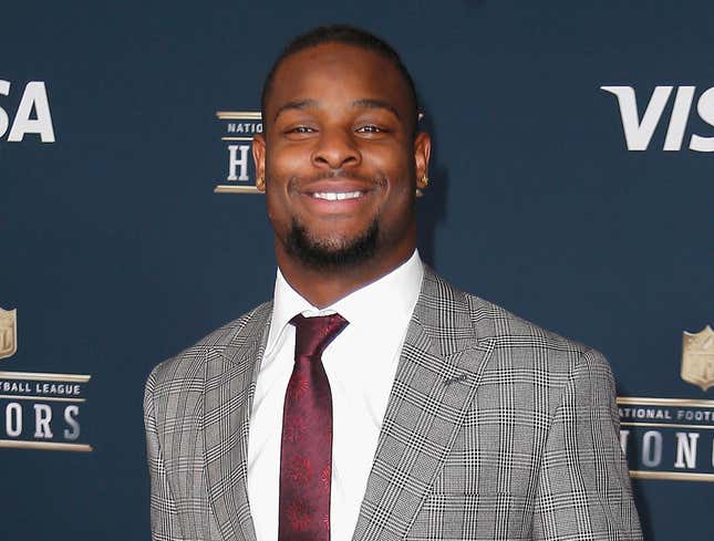 Image for article titled Le’Veon Bell Stipulates Jets Contract Must Contain Immediate-Trade Clause