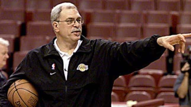 Image for article titled Phil Jackson Yells At Pau Gasol's Ch'i