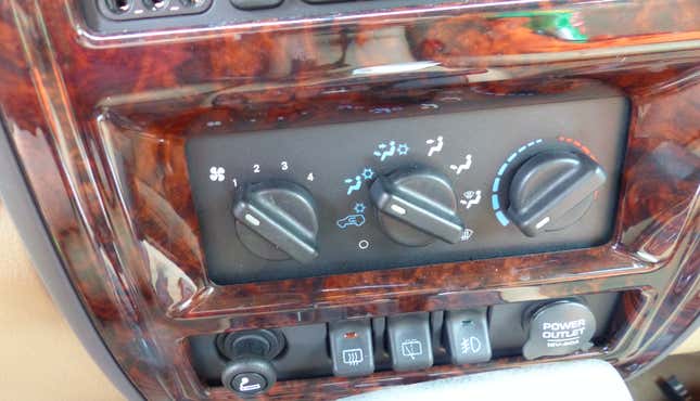 Image for article titled Here's What's Wrong With My $500 Low-Mileage Jeep Cherokee