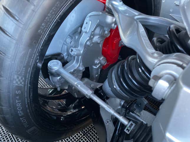 C8 cutaway showing front knuckle with cover over the bearing