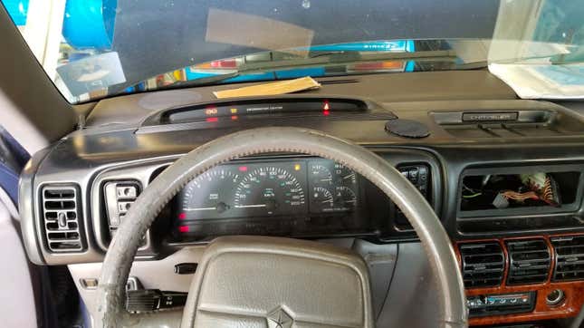 Image for article titled The Quirks That Make My European 250,000 Mile Diesel Manual Chrysler Minivan So Awesome