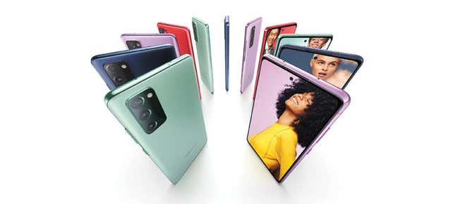 Imagen para el artículo titulado El nuevo Galaxy S20 FE es el smartphone asequible que Samsung necesitaba